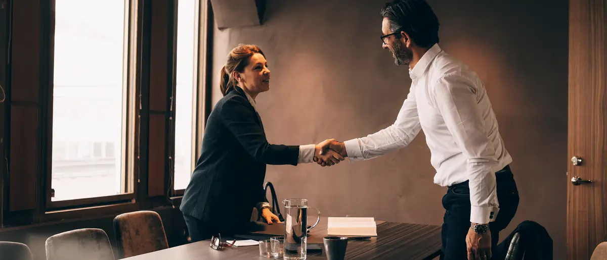 Abbildung der Commerzbank Girocard  und 150 Euro Prämie